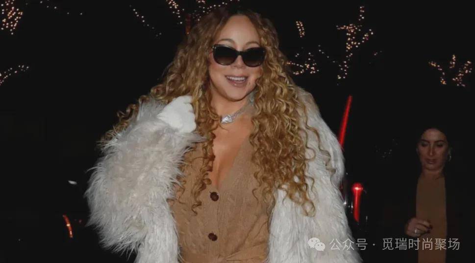 !2026穿搭新密码这样穿告别“老气”!开元棋牌app刷爆 Ins的天后羊绒造型(图3) !2026穿搭新密码这样穿告别“老气”!开元棋牌app刷爆 Ins的天后羊绒造型(图3)