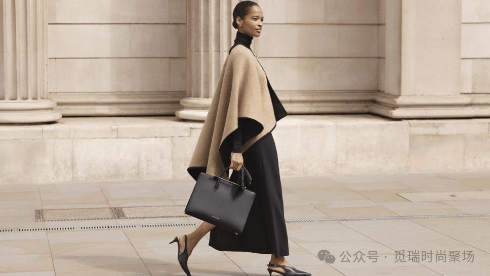 !2026穿搭新密码这样穿告别“老气”!开元棋牌app刷爆 Ins的天后羊绒造型(图13) !2026穿搭新密码这样穿告别“老气”!开元棋牌app刷爆 Ins的天后羊绒造型(图13)